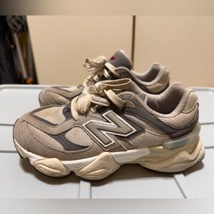 New Balance 9060 kids size 2.5Y